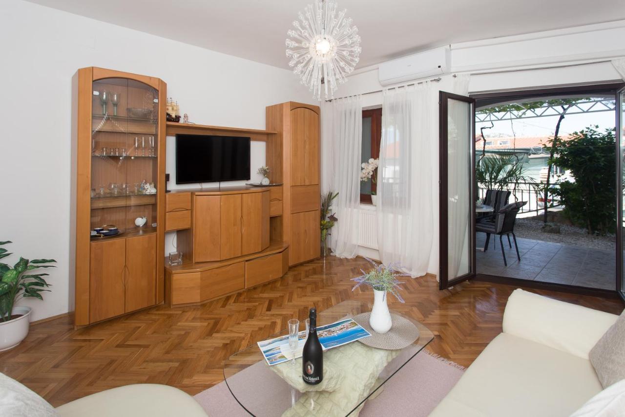 Apartmani Stanic سيغيت فغانييتْسا الغرفة الصورة